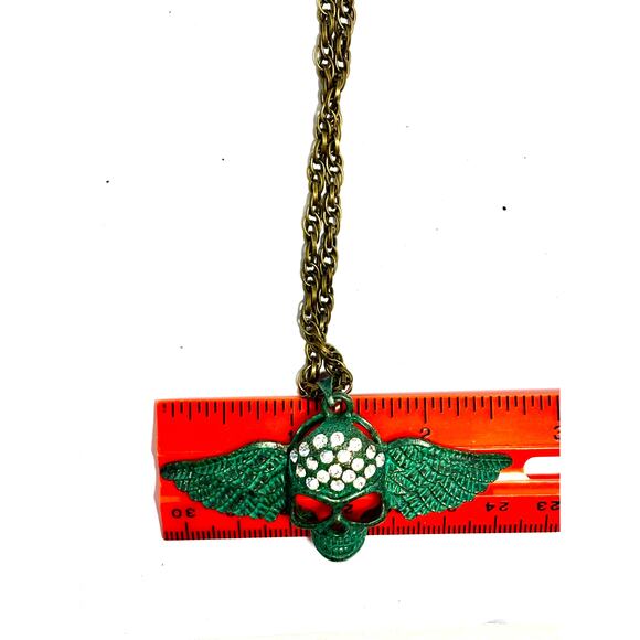 Winged Skull with Rhinestones, deep turquoise-tone, Gun metal chain Necklace - Picture 3 of 3